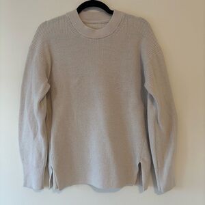 Lululemon merino wool blend ribbed crewneck sweater